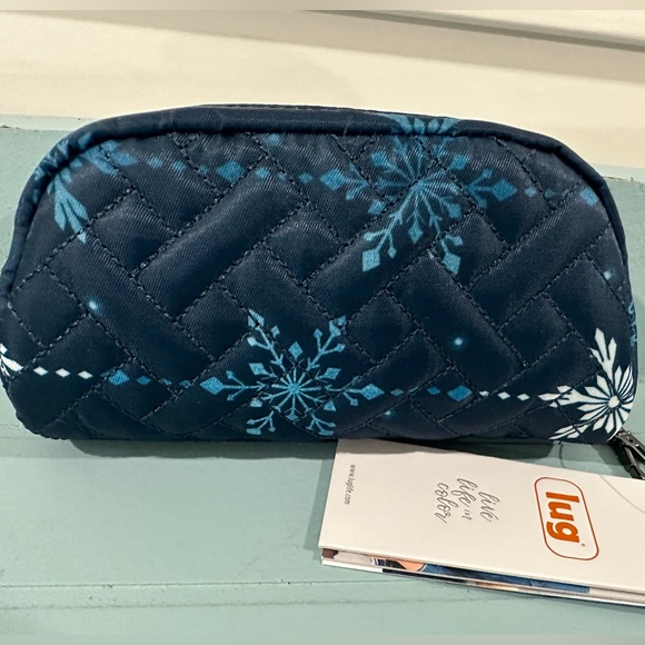 ❄️ NWT Lug Bobsled Eyeglass Holder in Snowflake Navy ❄️ - Picture 1 of 7